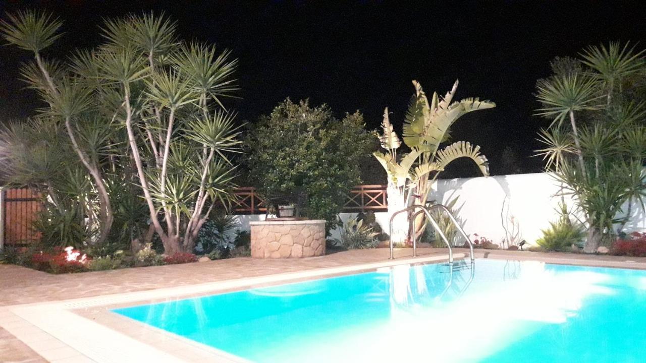 Villa Almyra Aegina Luaran gambar
